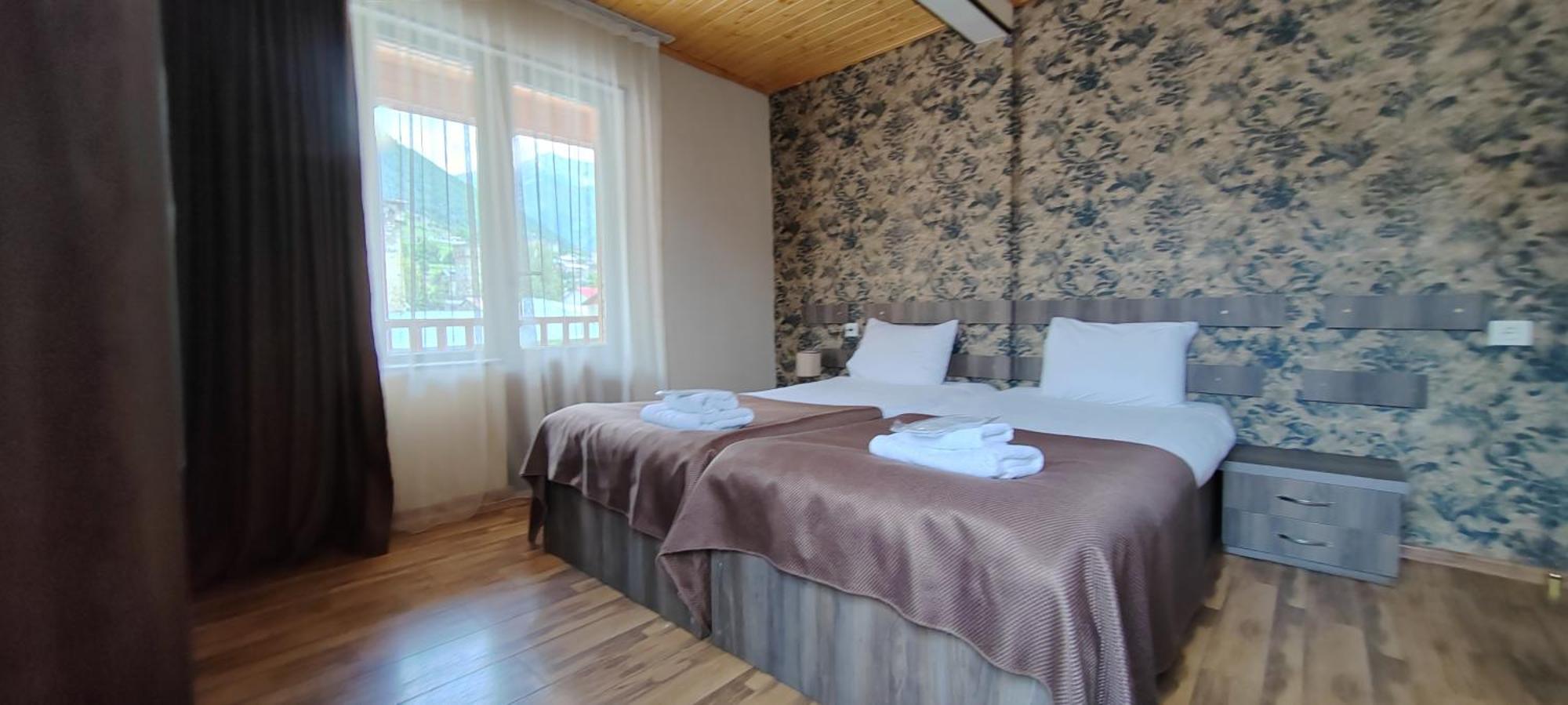 Hotel Svanseti Mestia Exteriör bild