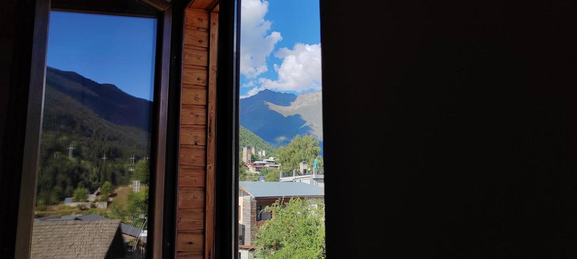 Hotel Svanseti Mestia Exteriör bild