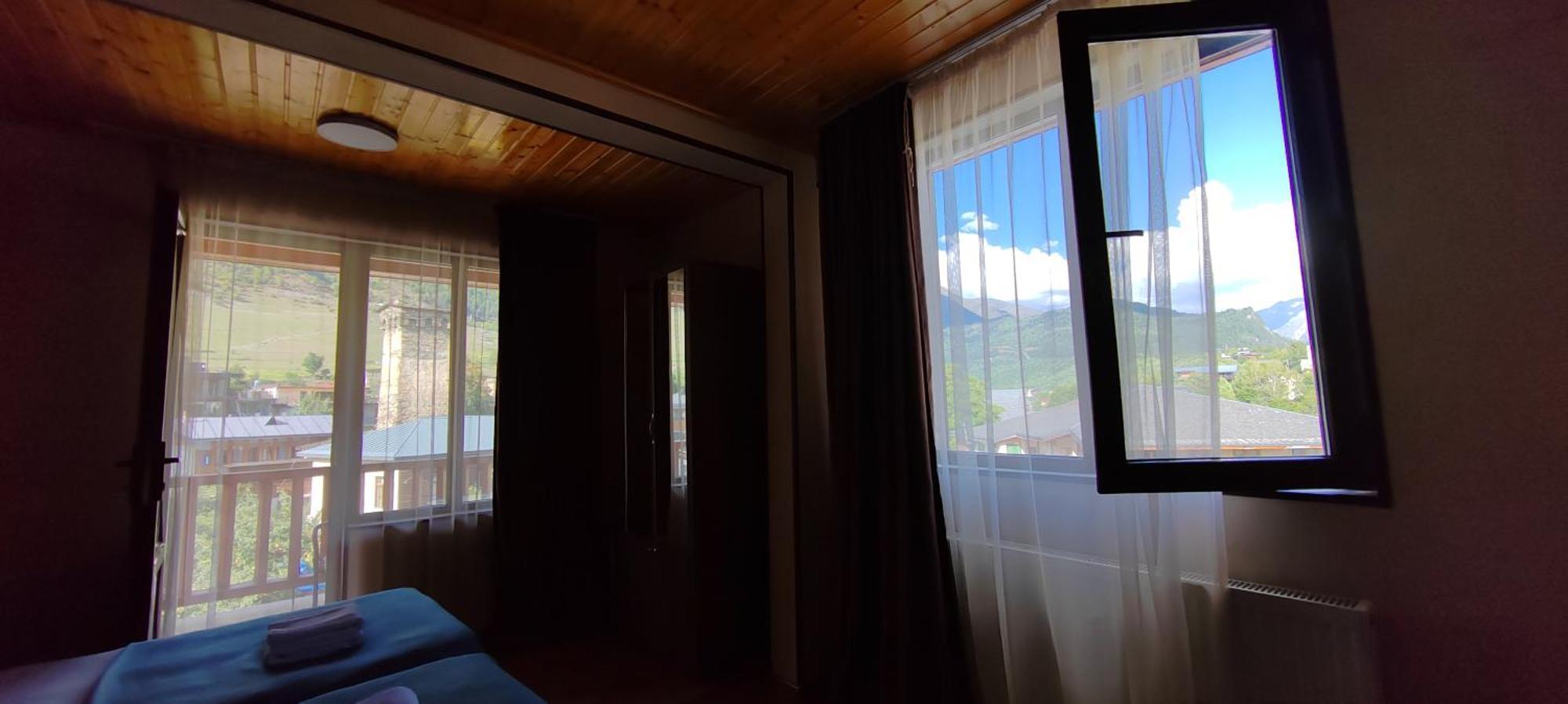 Hotel Svanseti Mestia Exteriör bild